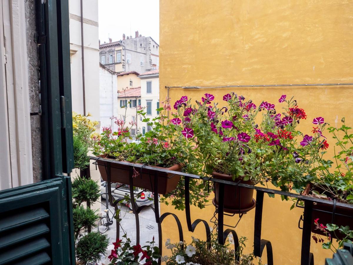 Luxury - Elegante Appartamento Nel Cuore Di Lucca Exterior foto